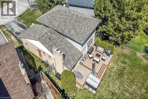 621 Tomahawk Crescent Ancaster ON L9G 3T4