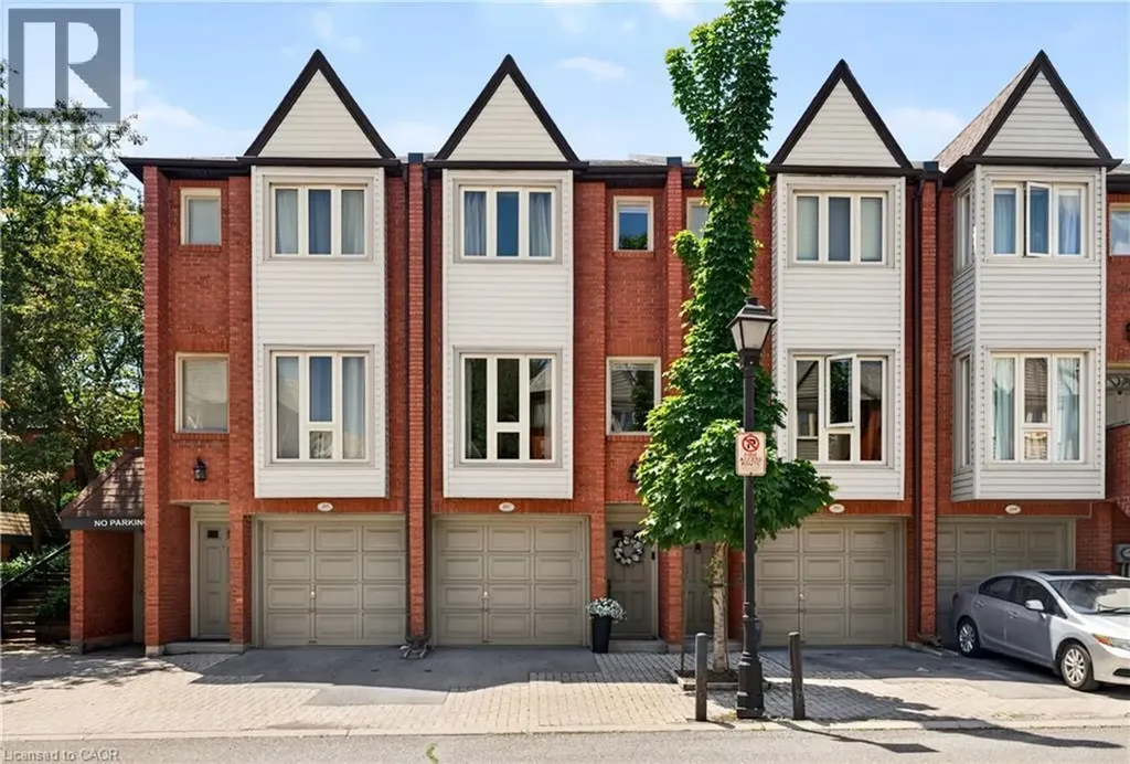 895 Maple Avenue Burlington ON L7S 2H7
