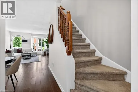 895 Maple Avenue Burlington ON L7S 2H7