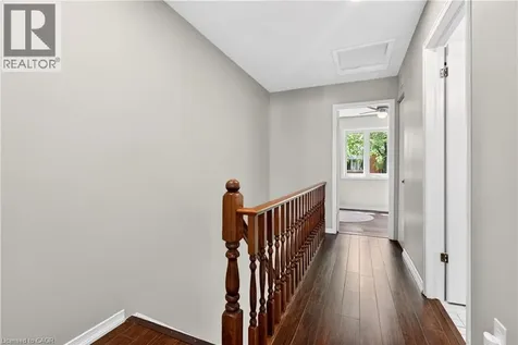 895 Maple Avenue Burlington ON L7S 2H7