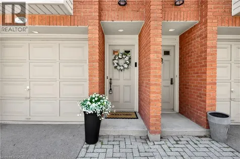 895 Maple Avenue Burlington ON L7S 2H7