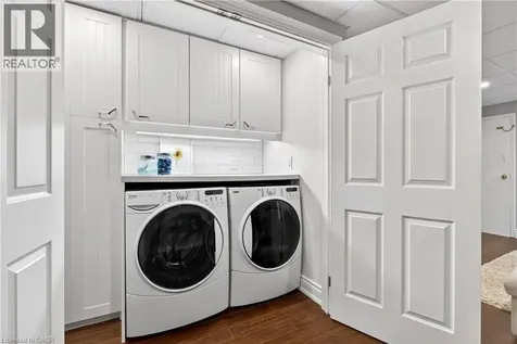 895 Maple Avenue Burlington ON L7S 2H7