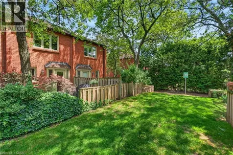 895 Maple Avenue Burlington ON L7S 2H7
