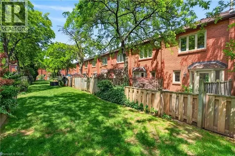 895 Maple Avenue Burlington ON L7S 2H7