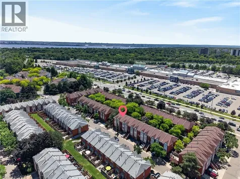 895 Maple Avenue Burlington ON L7S 2H7