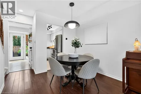 895 Maple Avenue Burlington ON L7S 2H7