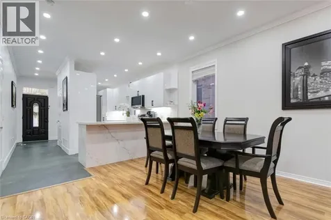 33 Panorama Way Stoney Creek ON L8E 6C6