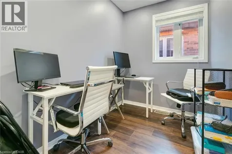 33 Panorama Way Stoney Creek ON L8E 6C6