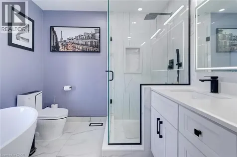 33 Panorama Way Stoney Creek ON L8E 6C6