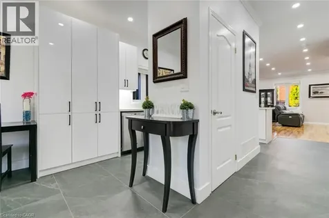 33 Panorama Way Stoney Creek ON L8E 6C6