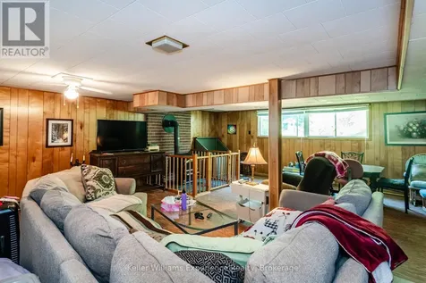 63 Lorne Avenue Penetanguishene ON L9M 1H8