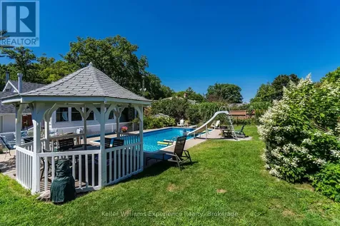 63 Lorne Avenue Penetanguishene ON L9M 1H8