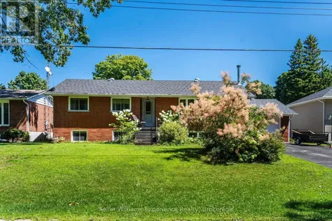 63 Lorne Avenue Penetanguishene ON L9M 1H8