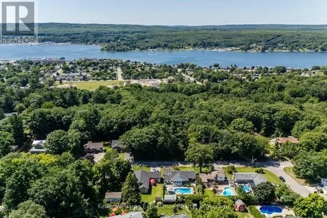 63 Lorne Avenue Penetanguishene ON L9M 1H8