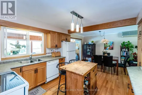 63 Lorne Avenue Penetanguishene ON L9M 1H8