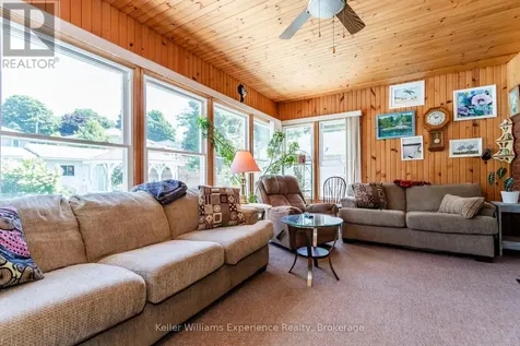 63 Lorne Avenue Penetanguishene ON L9M 1H8