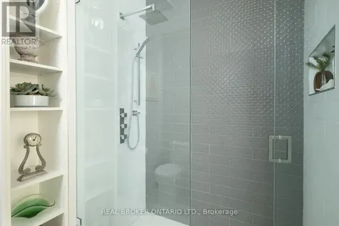 23 Brant Street Toronto (waterfront Communities) ON M5V 2L5