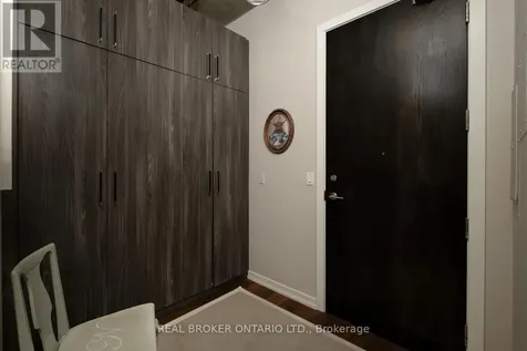 23 Brant Street Toronto (waterfront Communities) ON M5V 2L5