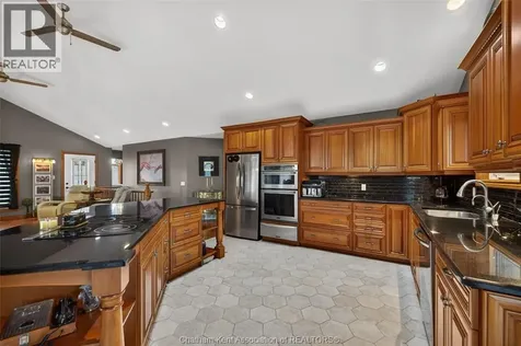 425 Park Avenue West Chatham ON N7M 1W6