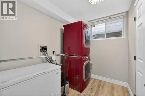 425 Park Avenue West Chatham ON N7M 1W6