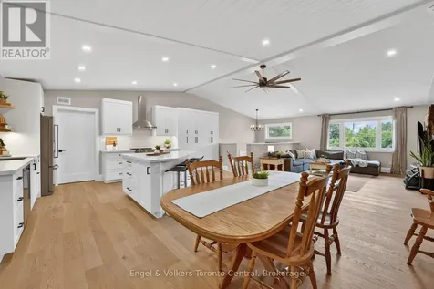 1093 Highway 141 Drive Seguin ON P2A 2W8