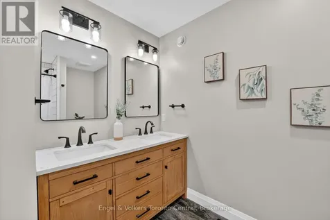 1093 Highway 141 Drive Seguin ON P2A 2W8