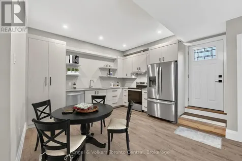 1093 Highway 141 Drive Seguin ON P2A 2W8