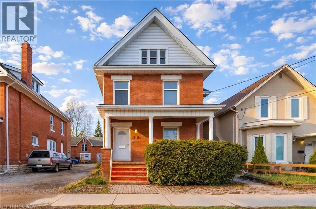 38 Nelson Street Brantford ON N3T 2M8
