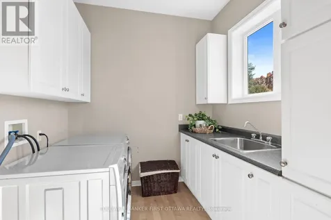358 River Road Ottawa ON K1V 1R8