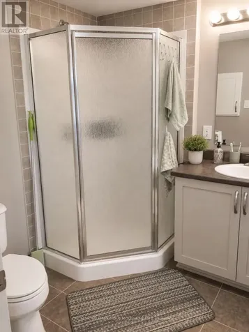 202 Badgeley Avenue Ottawa ON K2T 0A4