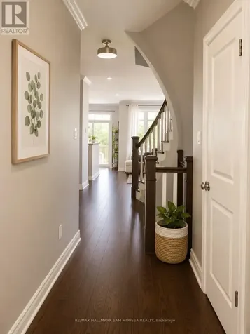 202 Badgeley Avenue Ottawa ON K2T 0A4