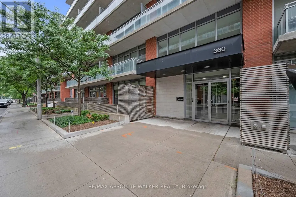 360 Mcleod Street Ottawa ON K2P 1A4