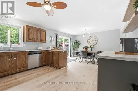 280 Carla Street Petawawa ON K8H 3L8