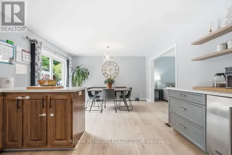 280 Carla Street Petawawa ON K8H 3L8