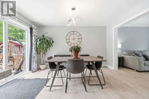 280 Carla Street Petawawa ON K8H 3L8