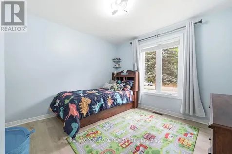 280 Carla Street Petawawa ON K8H 3L8