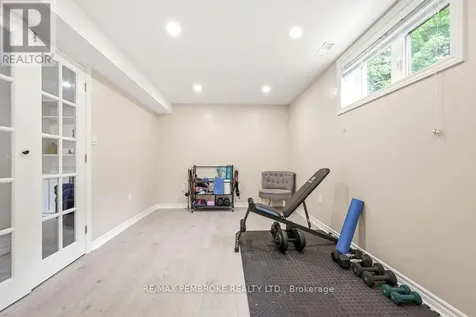 280 Carla Street Petawawa ON K8H 3L8
