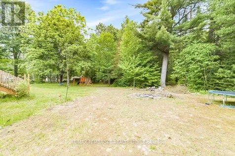 280 Carla Street Petawawa ON K8H 3L8