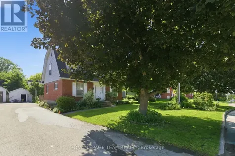 416 Tweedsmuir Avenue Ottawa ON K1Z 5N5