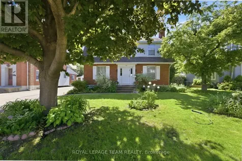 416 Tweedsmuir Avenue Ottawa ON K1Z 5N5