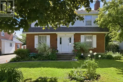 416 Tweedsmuir Avenue Ottawa ON K1Z 5N5