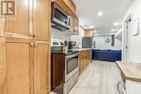 96 Carrie Crescent St. Thomas ON N5R 6C2