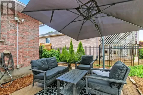 96 Carrie Crescent St. Thomas ON N5R 6C2