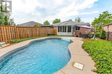 96 Carrie Crescent St. Thomas ON N5R 6C2
