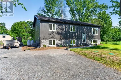 7 Brock Street Rideau Lakes ON K0G 1P0