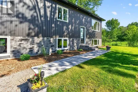 7 Brock Street Rideau Lakes ON K0G 1P0