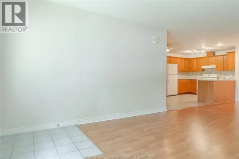 1086 Lexington Circle Windsor ON N8S 4T3