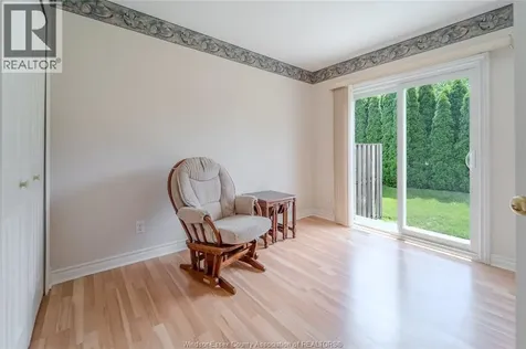 1086 Lexington Circle Windsor ON N8S 4T3