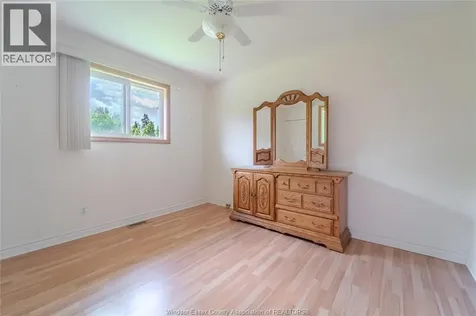 1086 Lexington Circle Windsor ON N8S 4T3