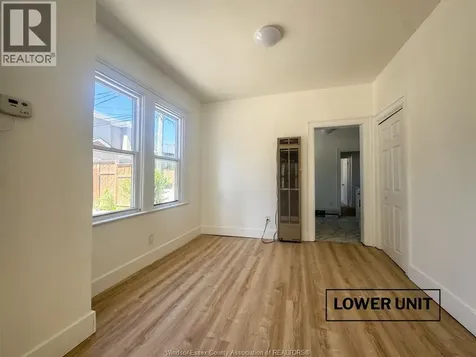 130 Elm Avenue Windsor ON N9A 5G8